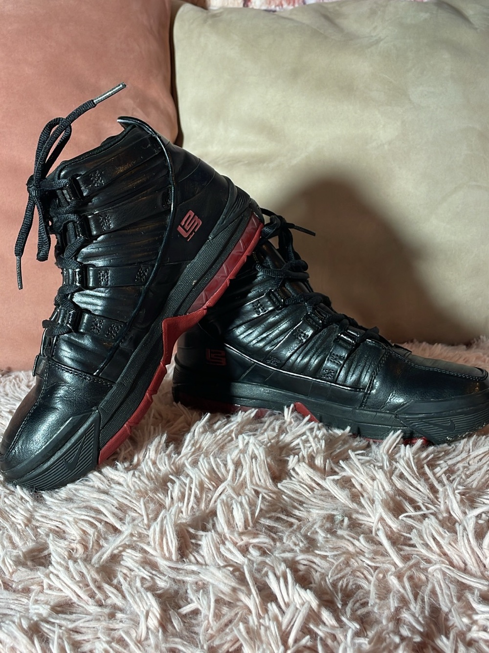 Nike Zoom LeBron Black Crimson